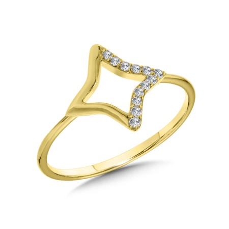 Diamond Ring in 14K Yellow Gold
