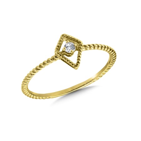 Diamond Ring in 10K Yellow Gold