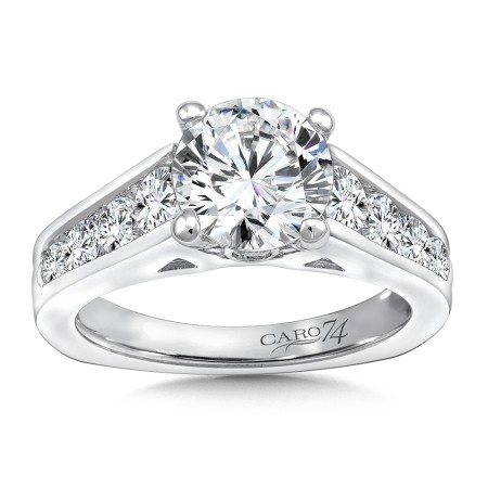 Engagement Ring With Side Stones