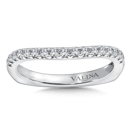 Curved 0.28 carat wedding band.