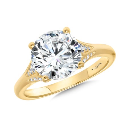Diamond Tapered Shank Engagement Ring